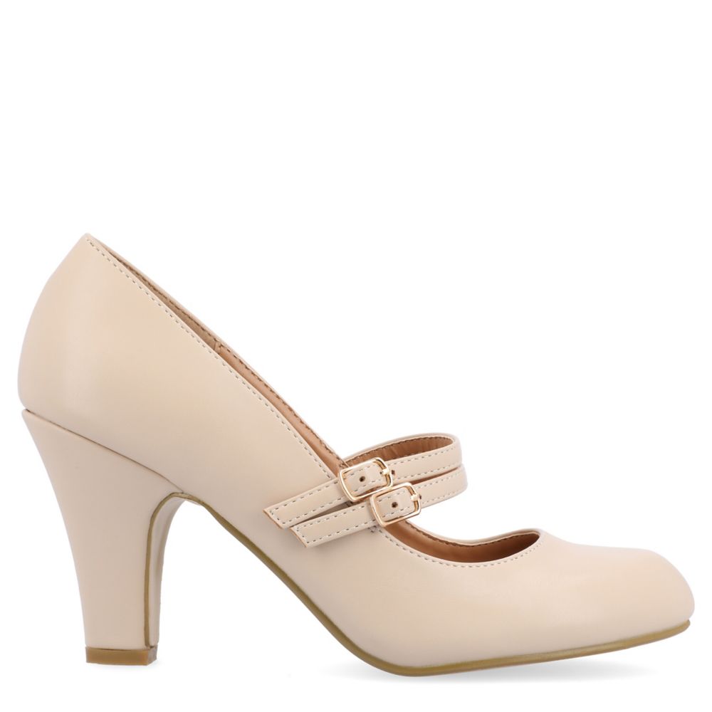 Journee Collection Womens Windy Classic Pump