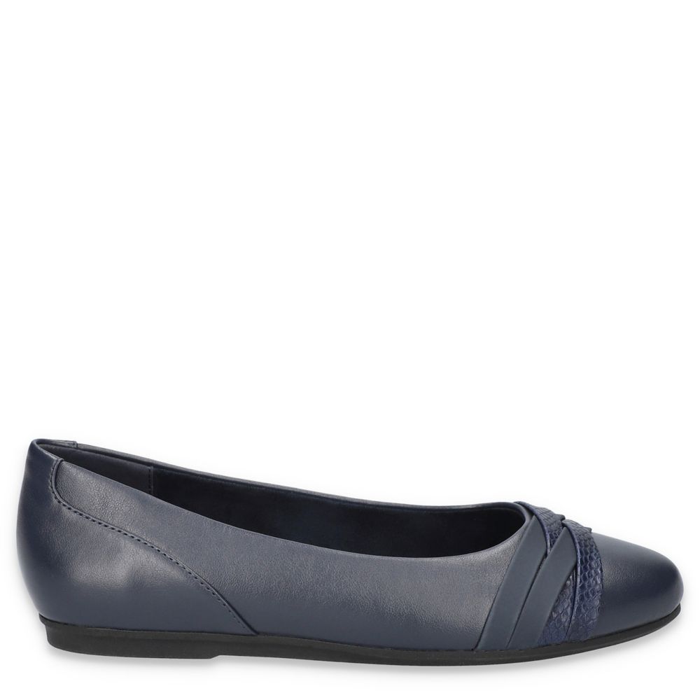 Easy Street Womens Kylie Flat