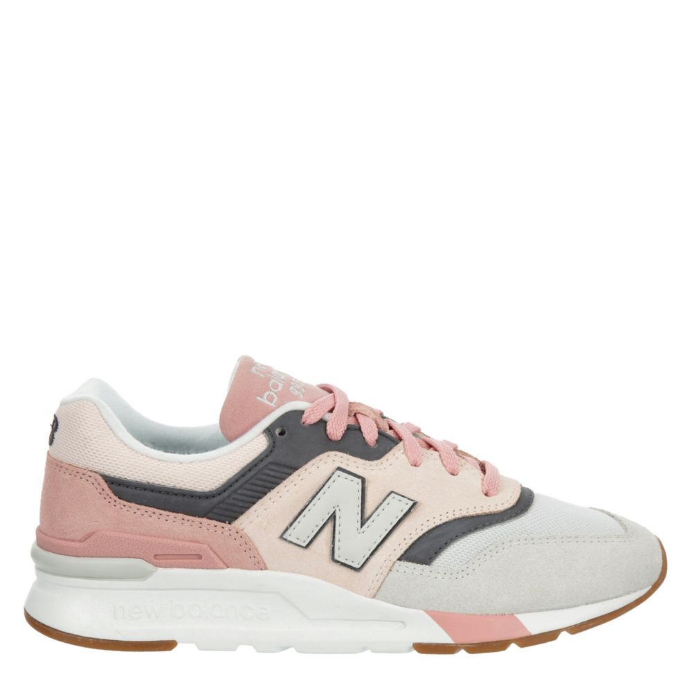 New Balance Womens 997 Sneaker  Running Sneakers - Pink Size 11.5M