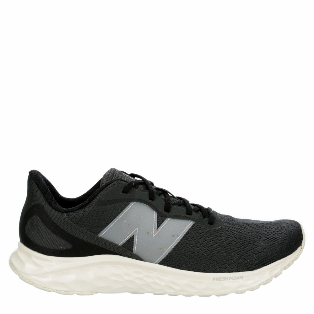 New Balance Men's Fresh Foam Arishi V4 Running Shoe  - Black Size 13M