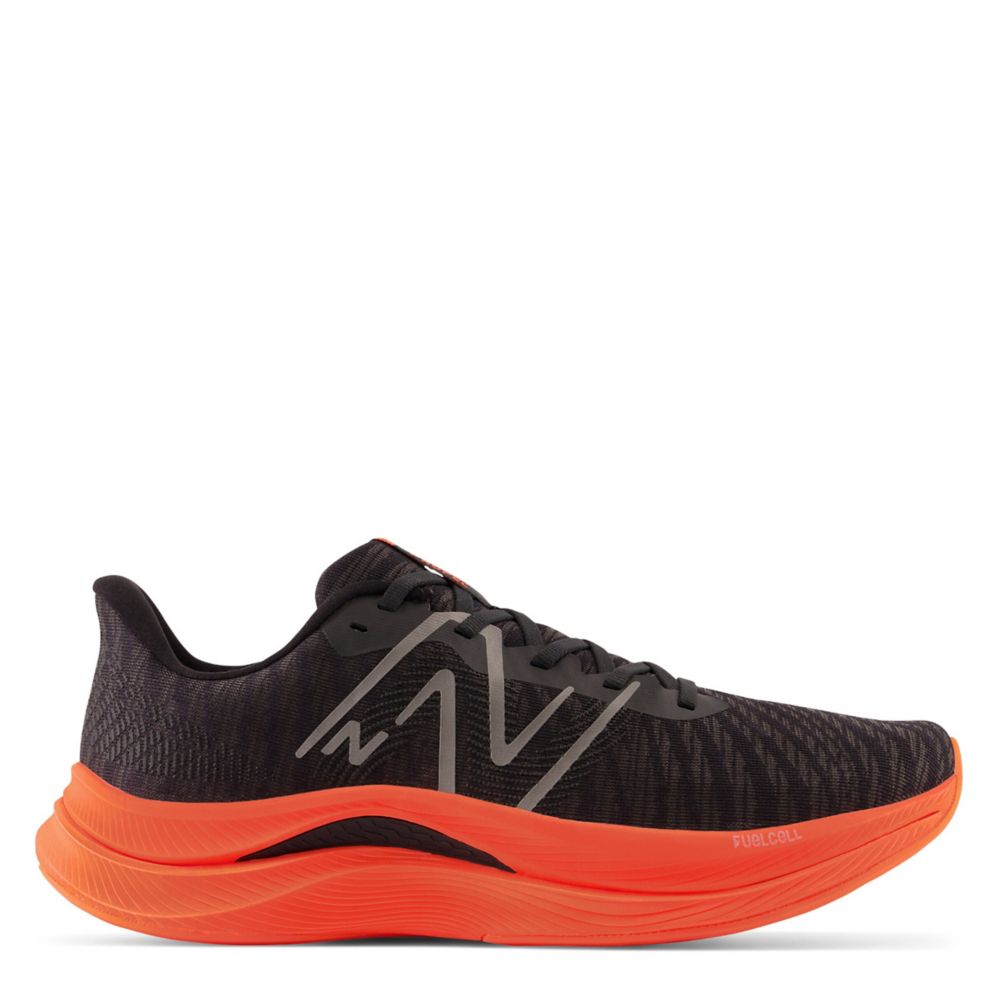 New Balance Men's Fuel Cell Propel 4 Running Shoe  - Black Size 8.5M