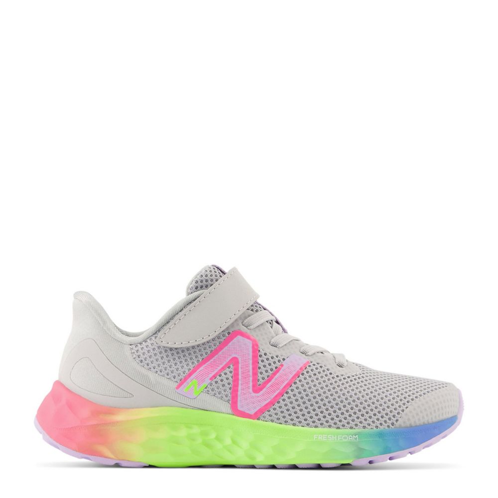 New Balance Girls Little Kid Arishi V4 Sneaker  Running Sneakers - Grey Size 11W