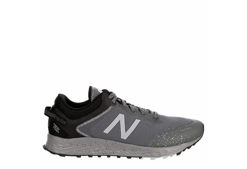 New Balance Mens Fresh Foam Arishi Trail Running Shoes Sneakers