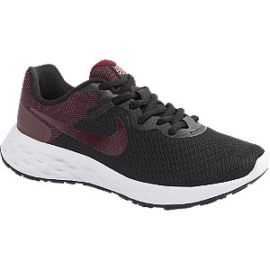 Čierne tenisky Nike Revolution