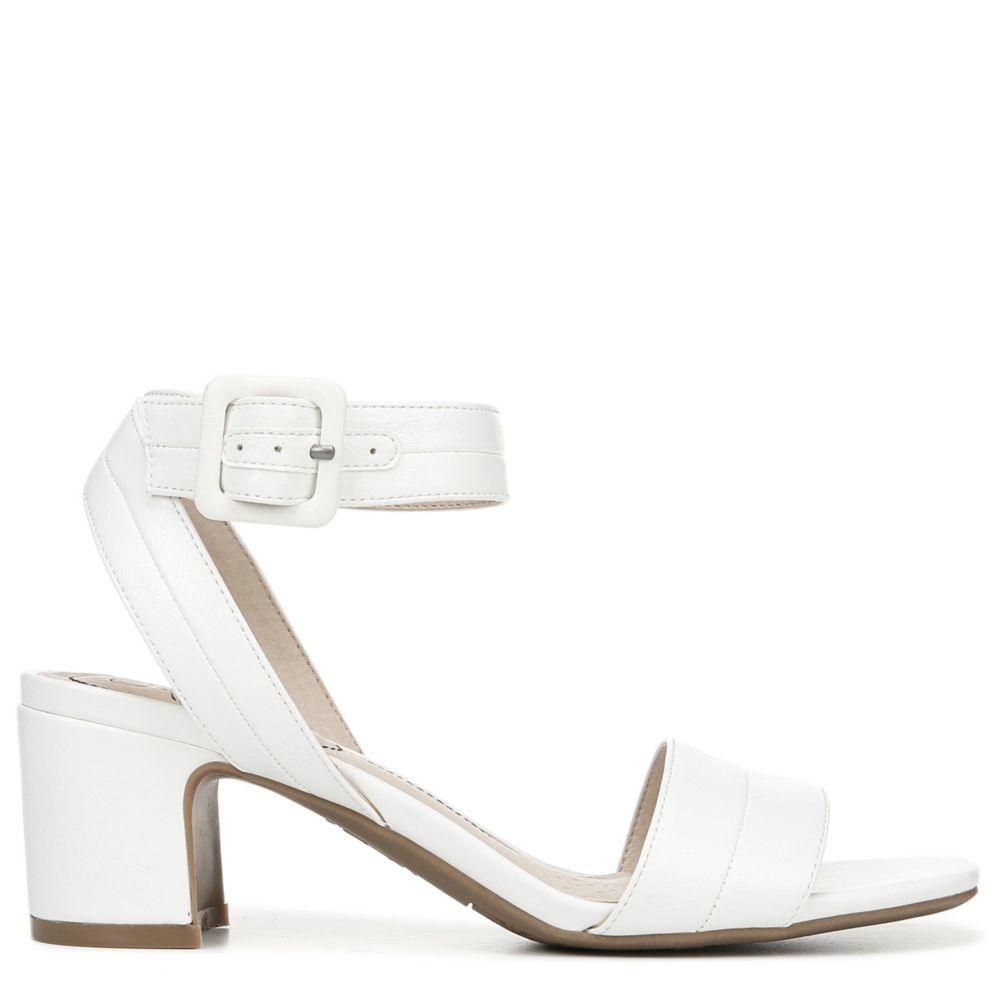 shoe carnival lifestride