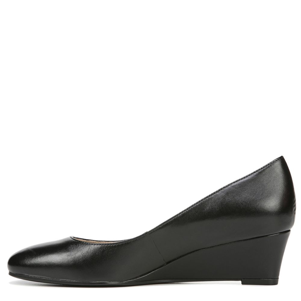 WOMENS PILAR PUMP