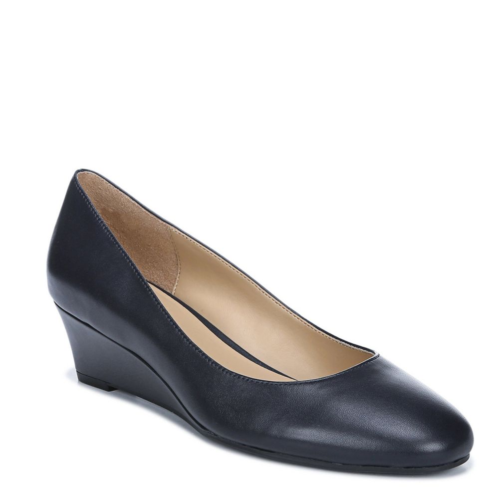 naturalizer navy shoes