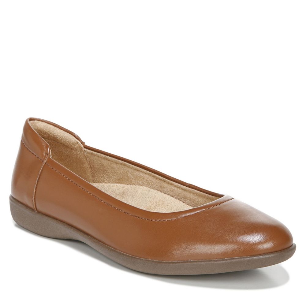 naturalizer tan flats