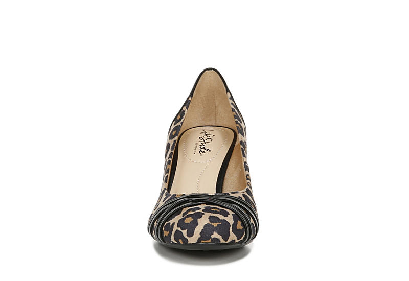 Black Lifestride Womens Pascal Pump | Womens | Rack Room Shoes