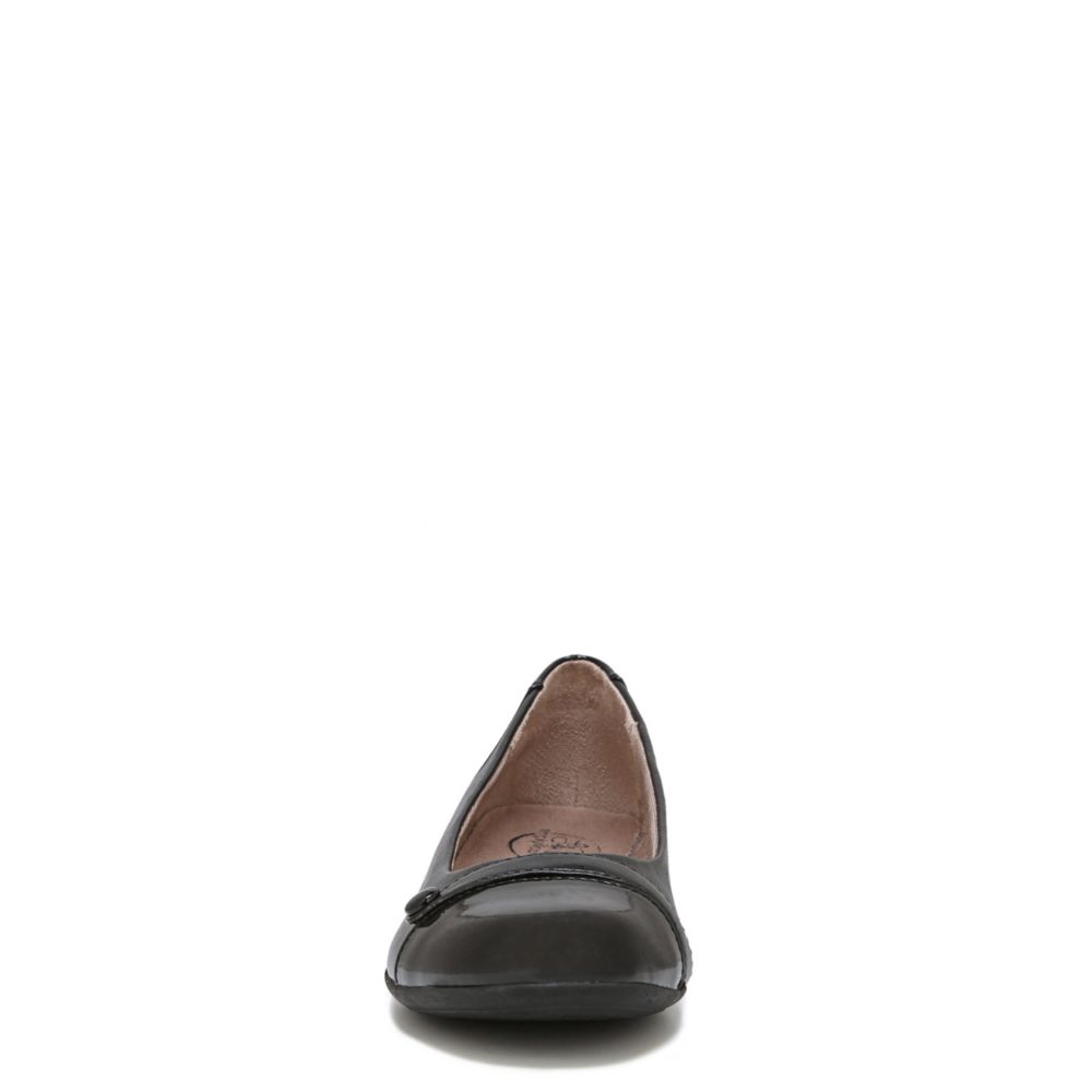 lifestride alchemy flat