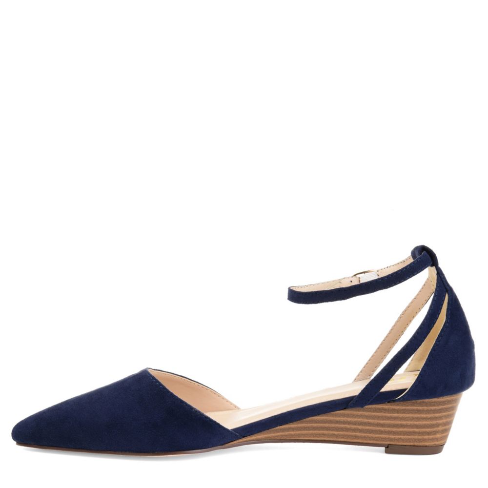 journee collection arkie wedge pump