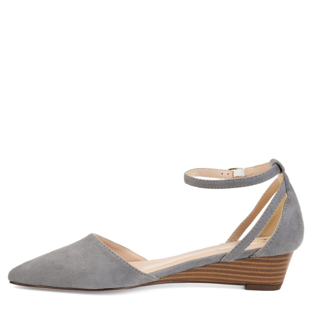 journee collection arkie wedge pump
