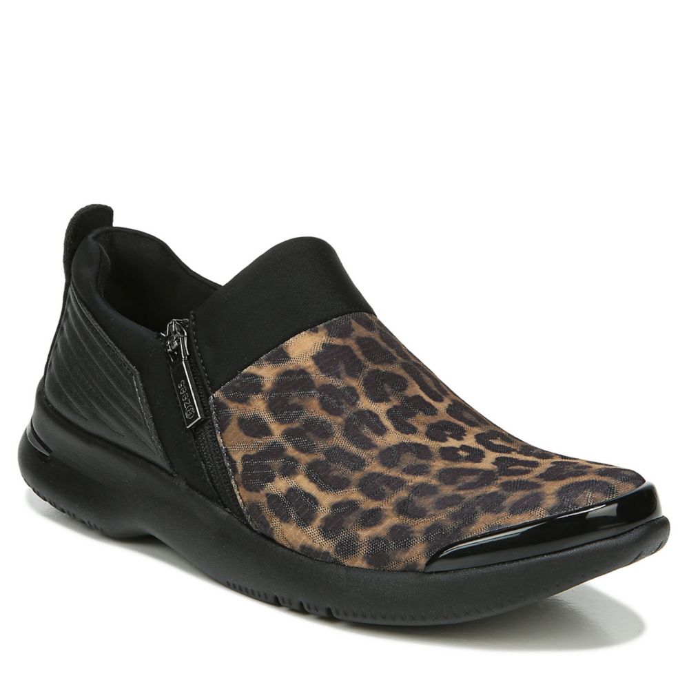 bzees black shoes