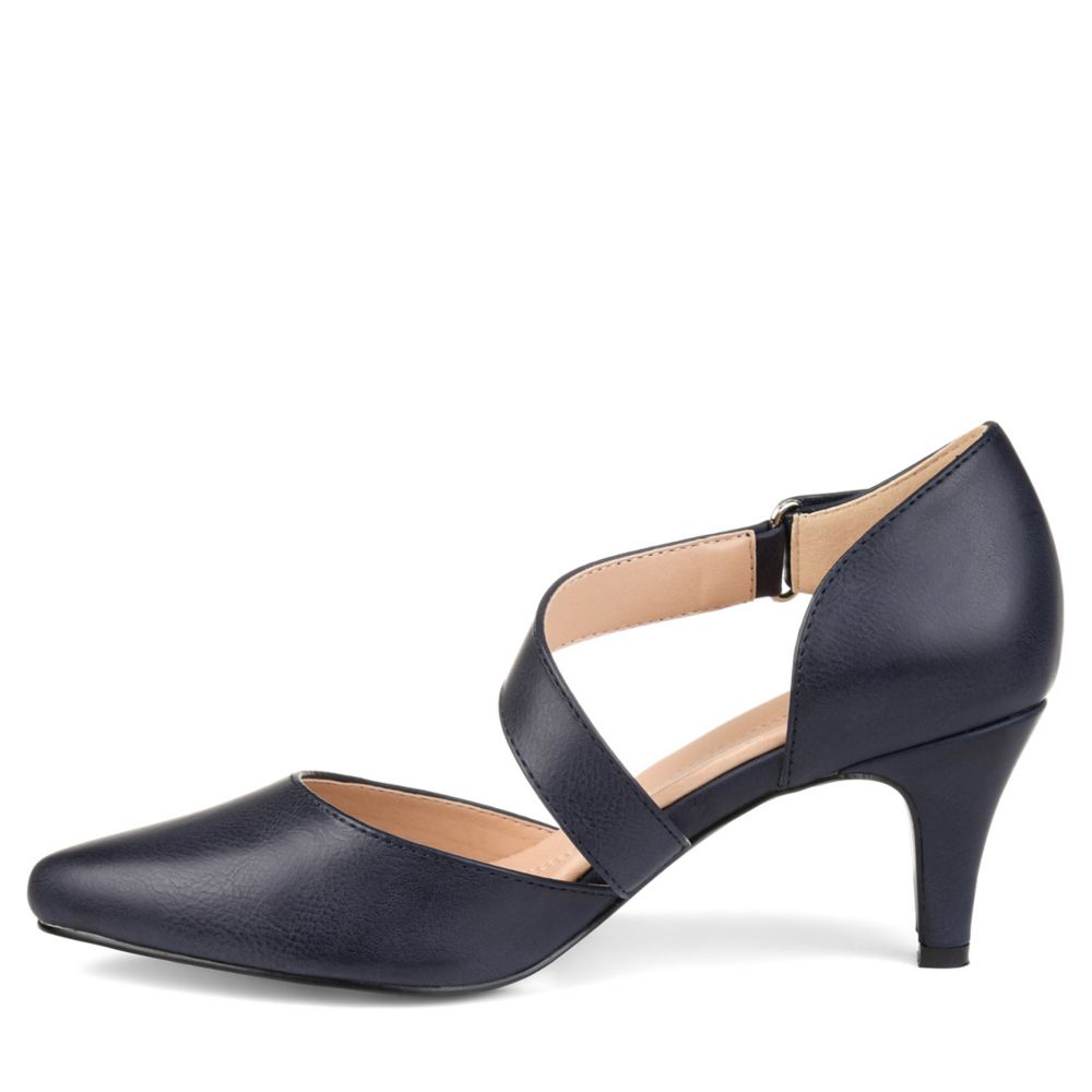 journee tillis pump