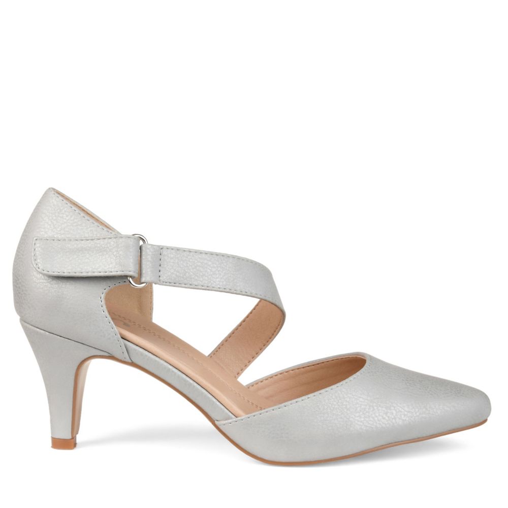 journee tillis pump