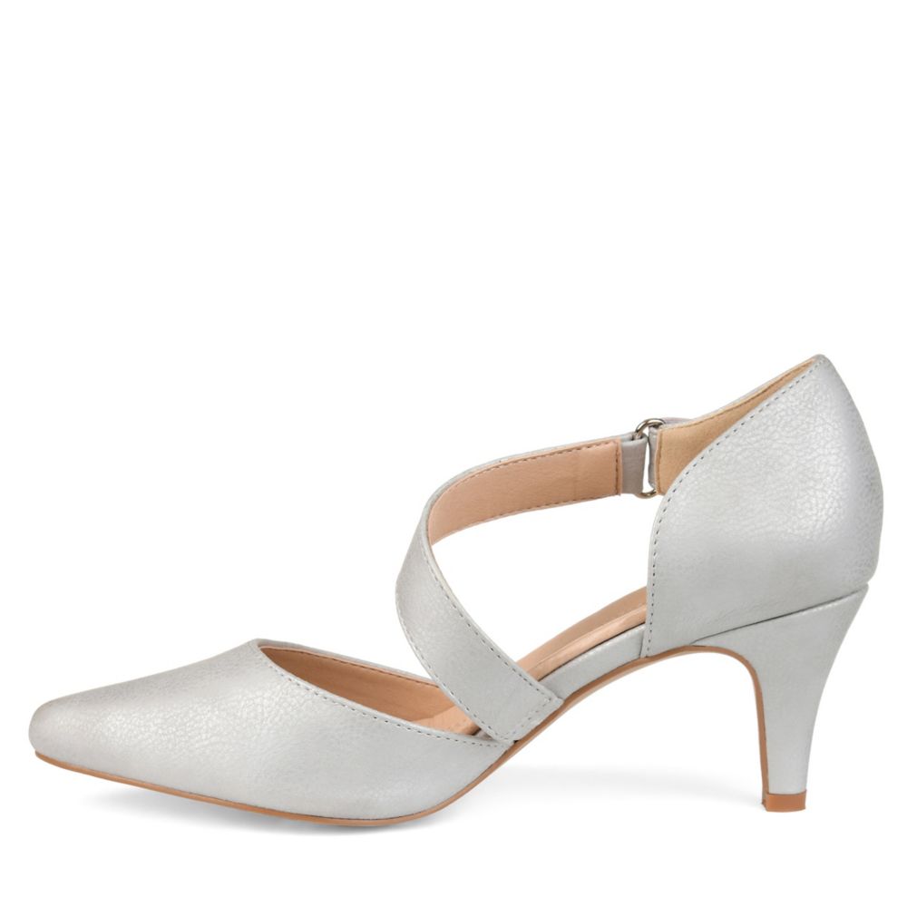 journee tillis pump