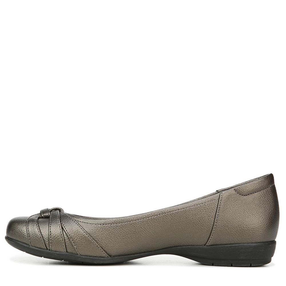 naturalizer alexa flat