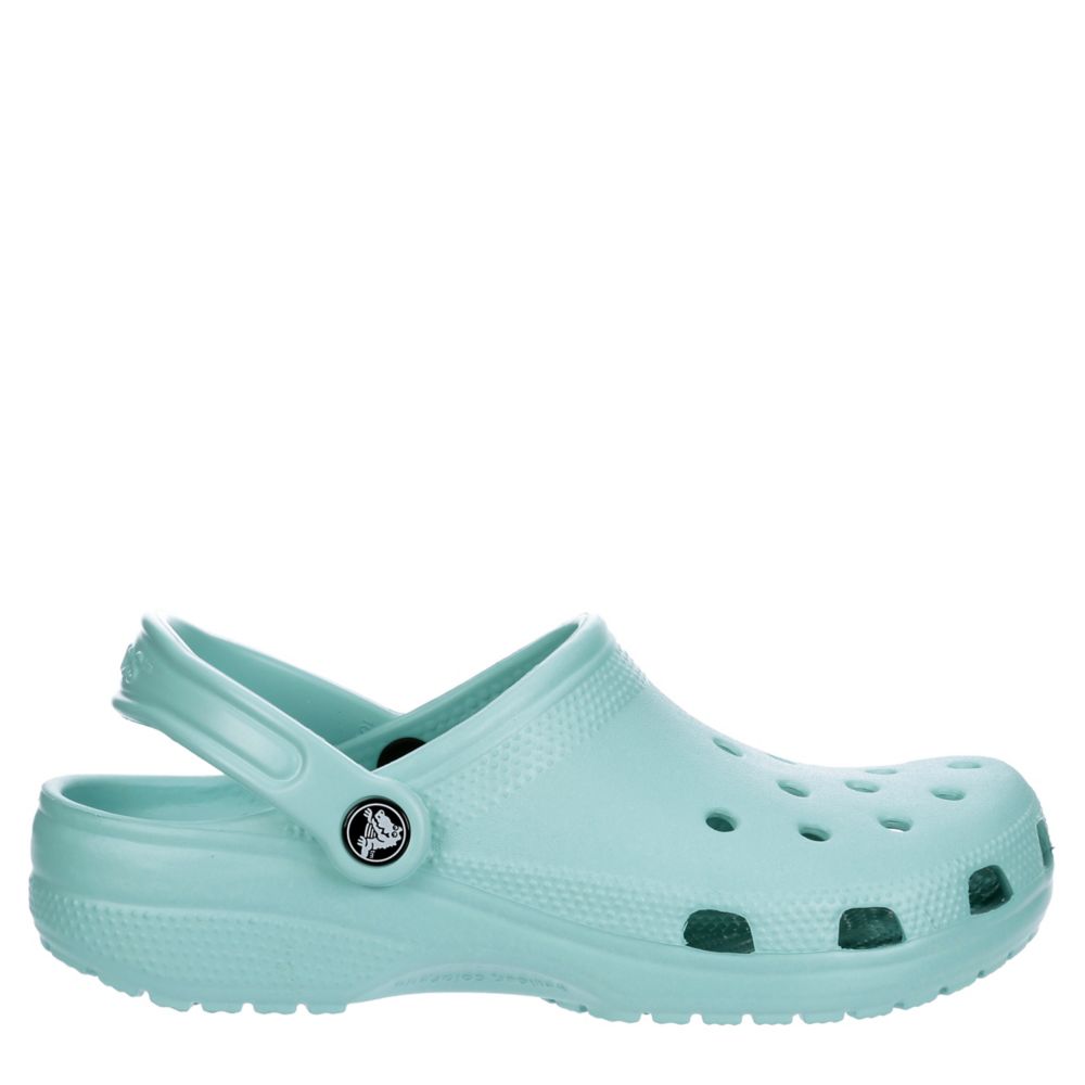 Powder blue deals crocs