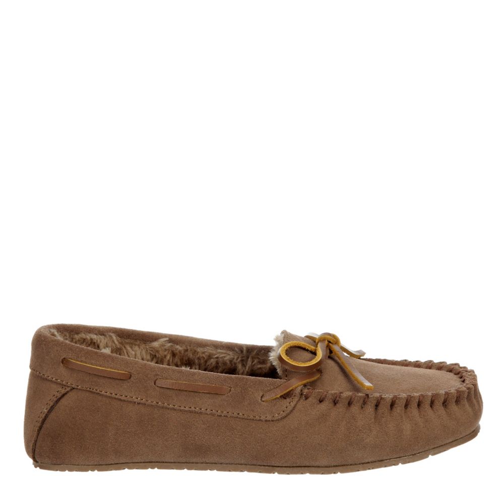 Minnetonka 2024 suede slippers