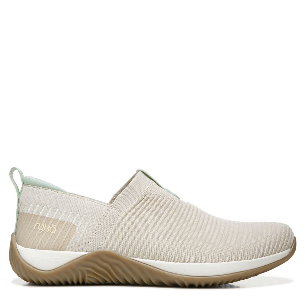 WOMENS ECHO KNIT SLIP ON SNEAKER