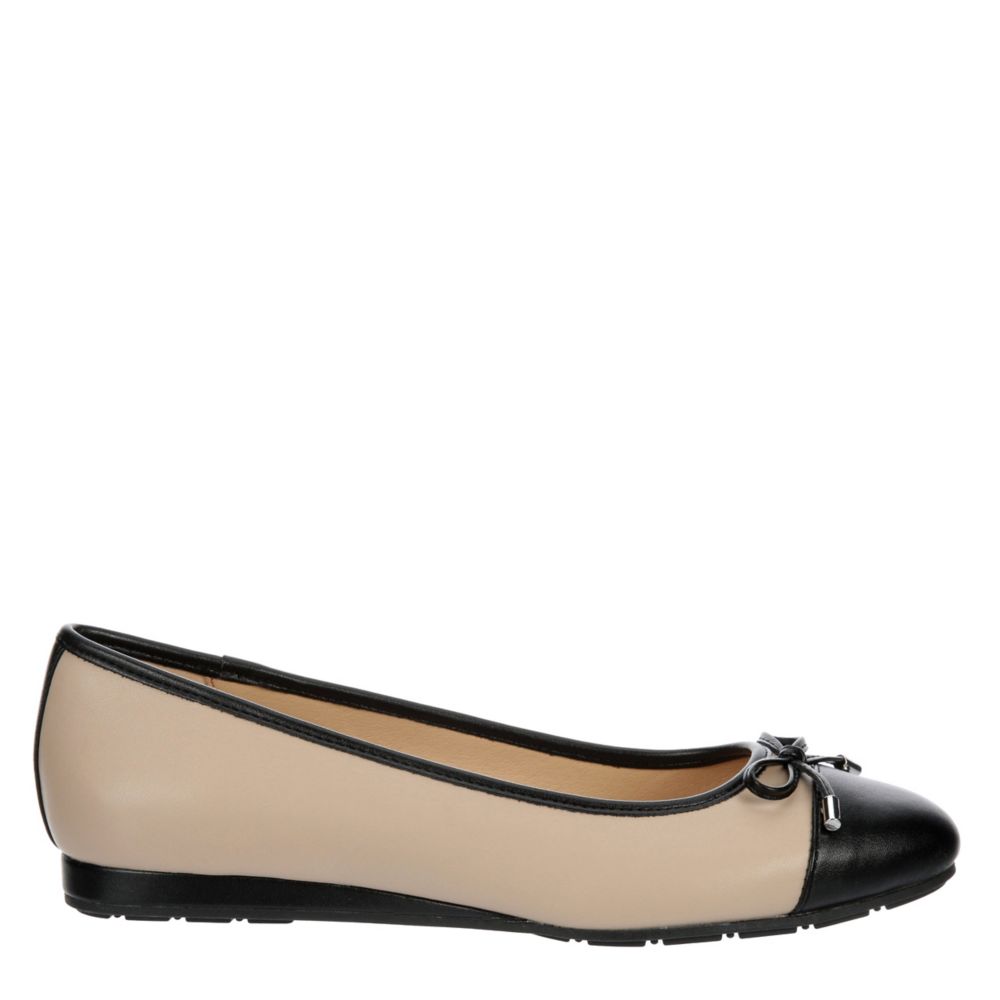 WOMENS DIANNA FLAT