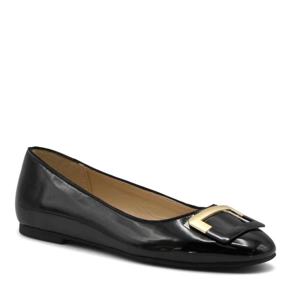 Adrienne vittadini flat on sale shoes