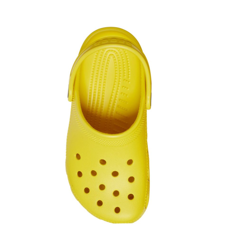 White and best sale yellow crocs