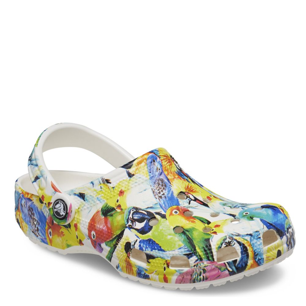 Crocs Jibbitz Charm Letter V – Sneaker Lounge