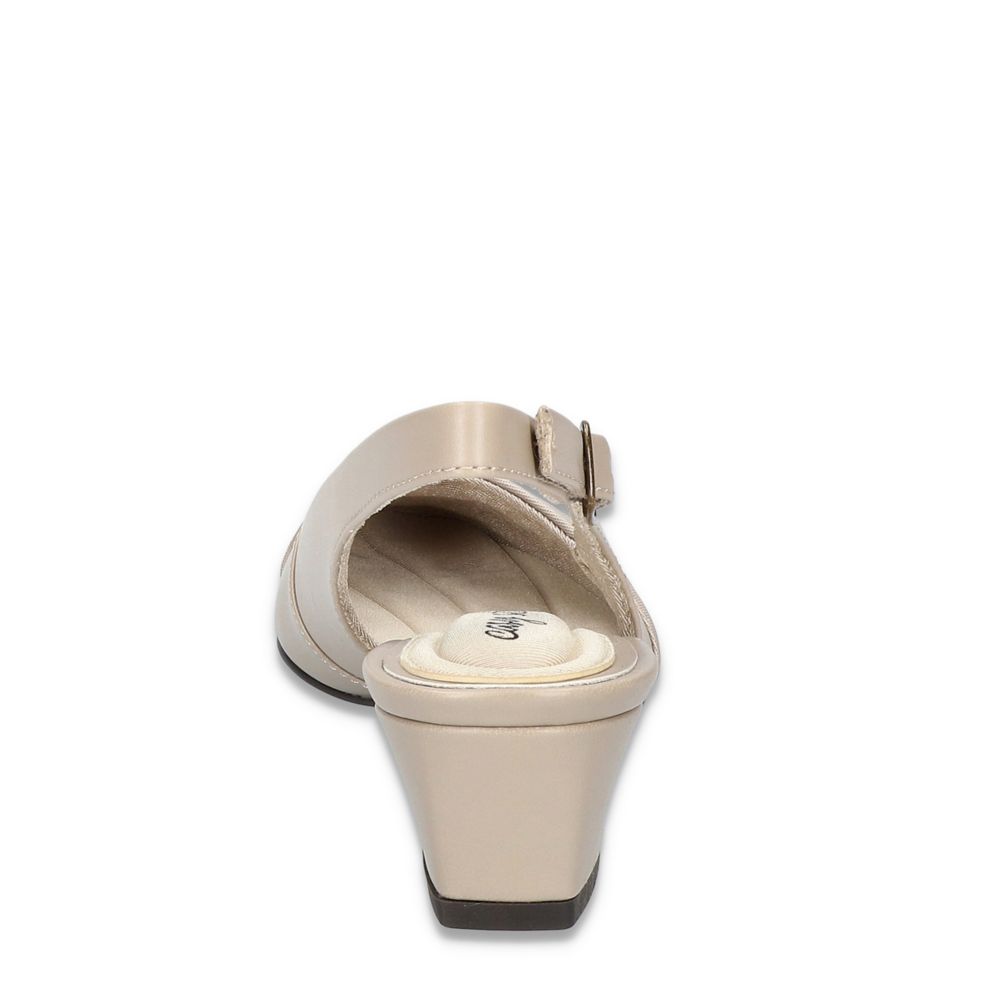 Bates Round Toe Slingback Pumps