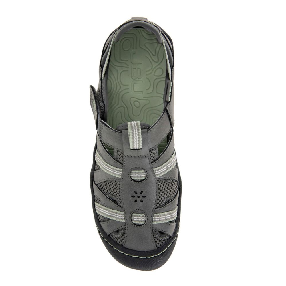 WOMENS REGIONAL SLIP ON SNEAKER