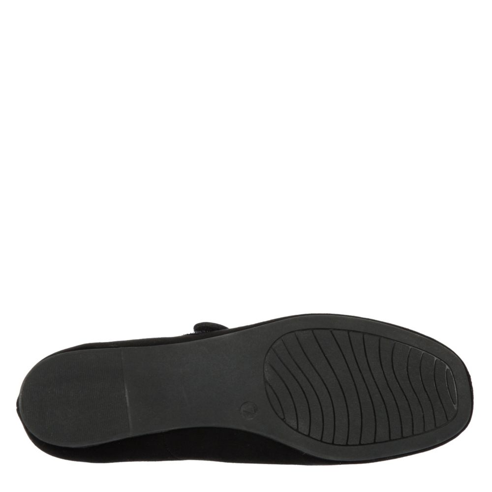 Xappeal Womens Delia Flat