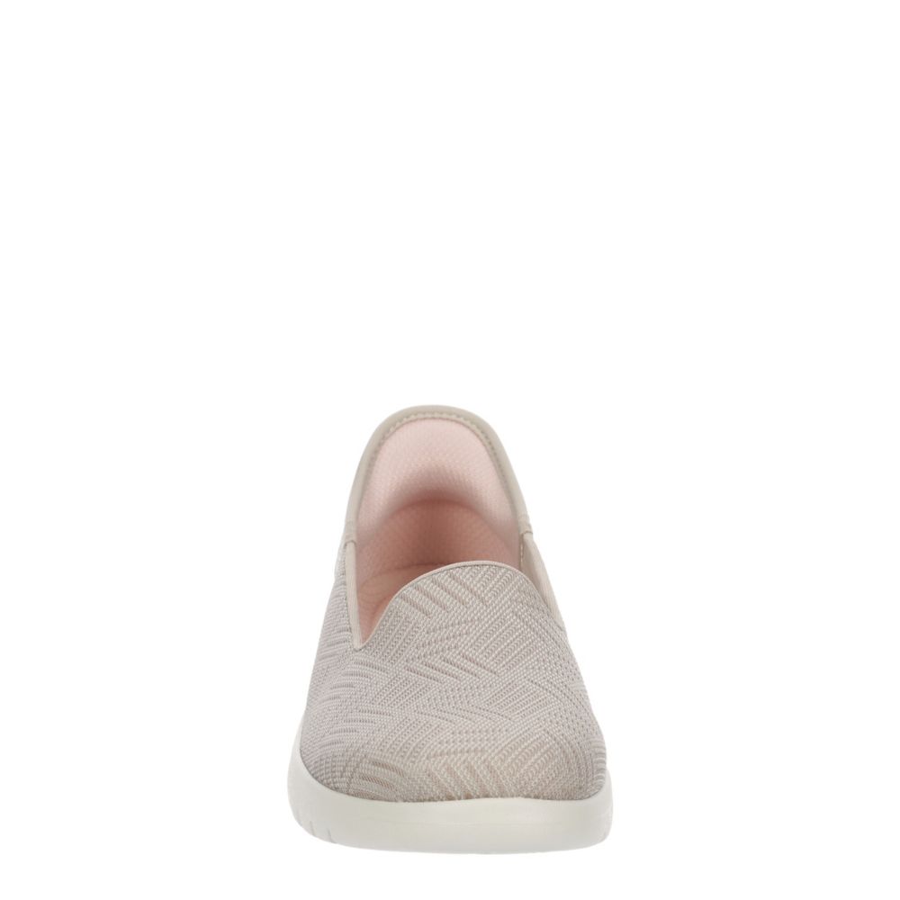 WOMENS SLIP-INS ON THE GO FLEX CLOVER SNEAKER