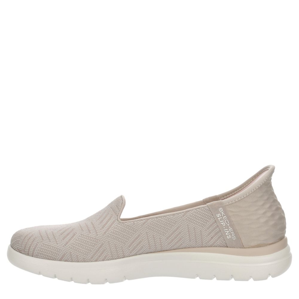 WOMENS SLIP-INS ON THE GO FLEX CLOVER SNEAKER