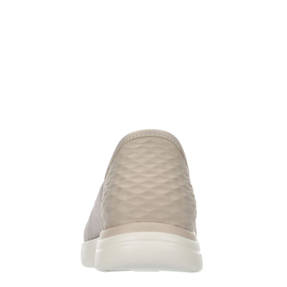 WOMENS SLIP-INS ON THE GO FLEX CLOVER SNEAKER