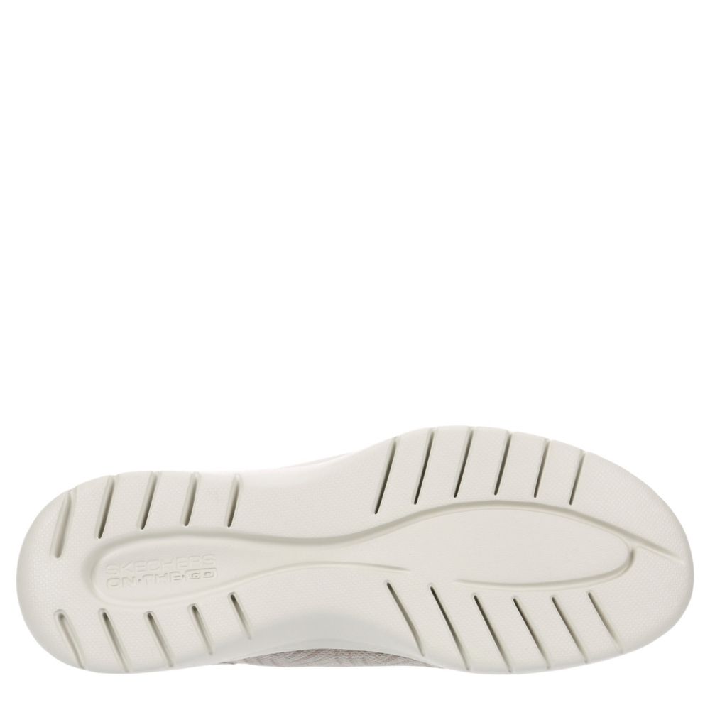 WOMENS SLIP-INS ON THE GO FLEX CLOVER SNEAKER