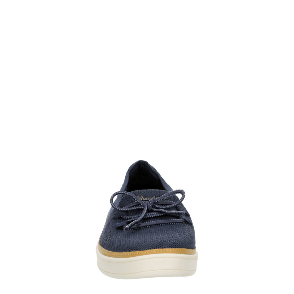 WOMENS COASTAL DRIVE SNEAKER