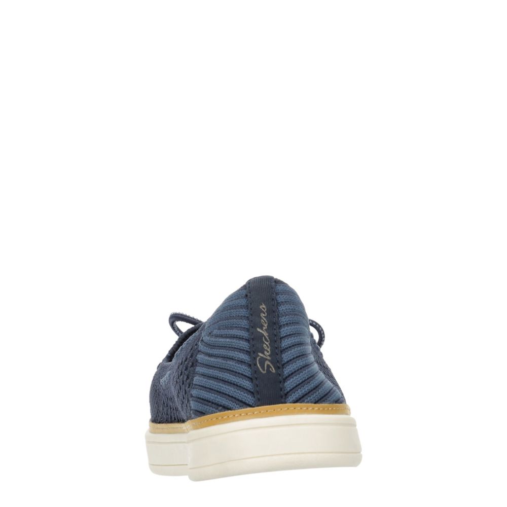 WOMENS COASTAL DRIVE SNEAKER