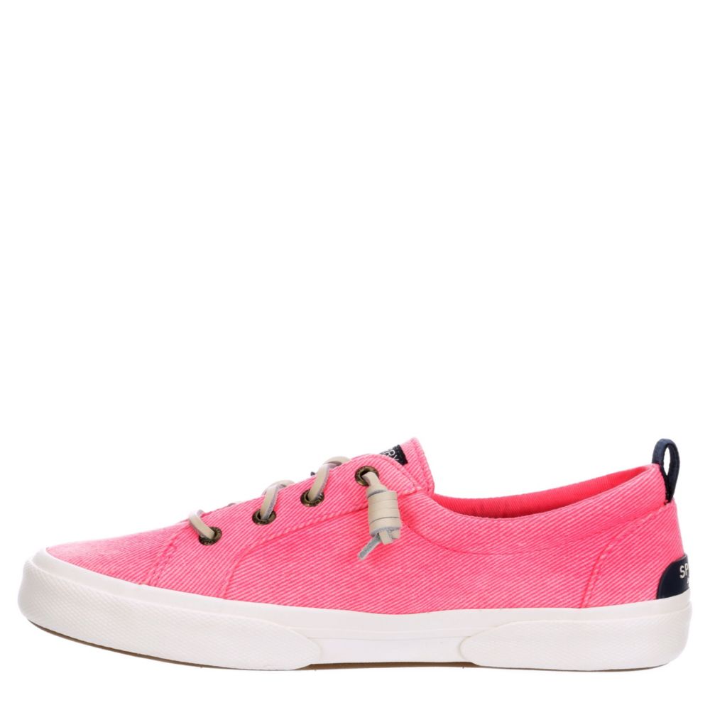 sperry pier wave slip on sneaker