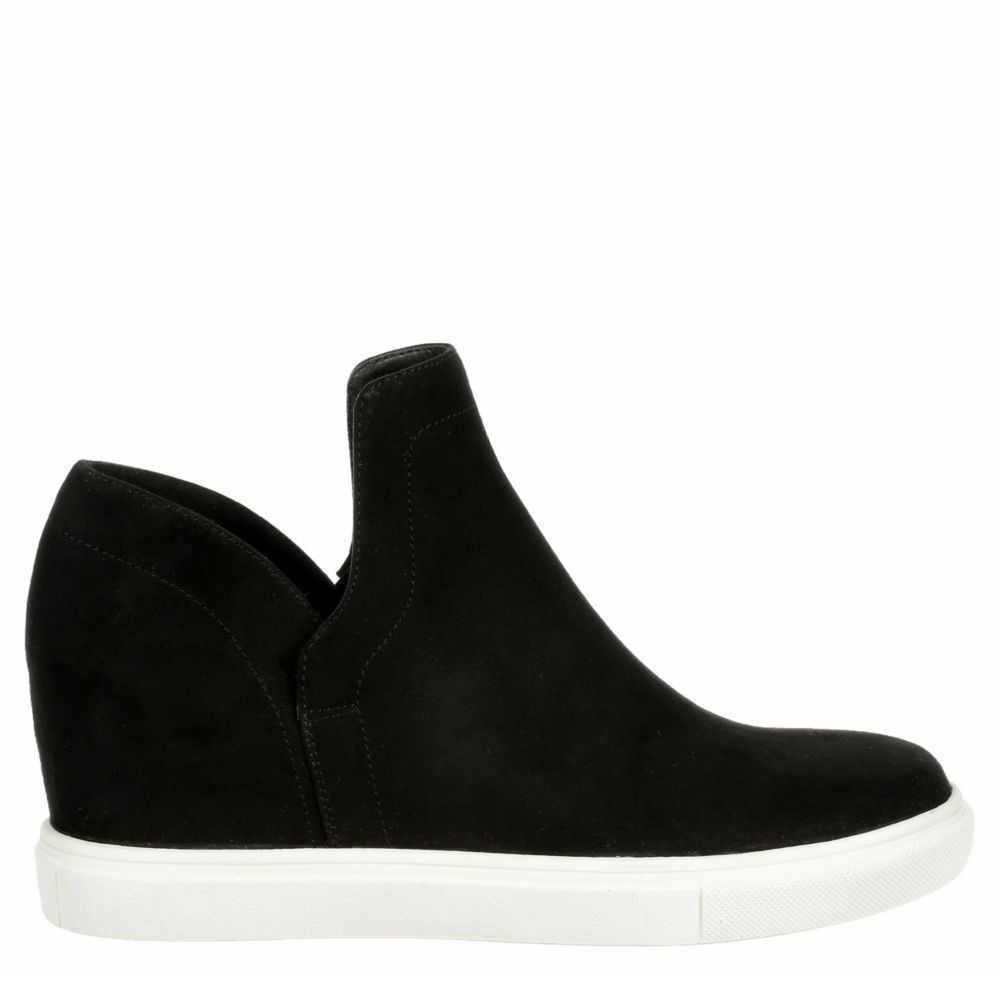 black casual slip on shoes