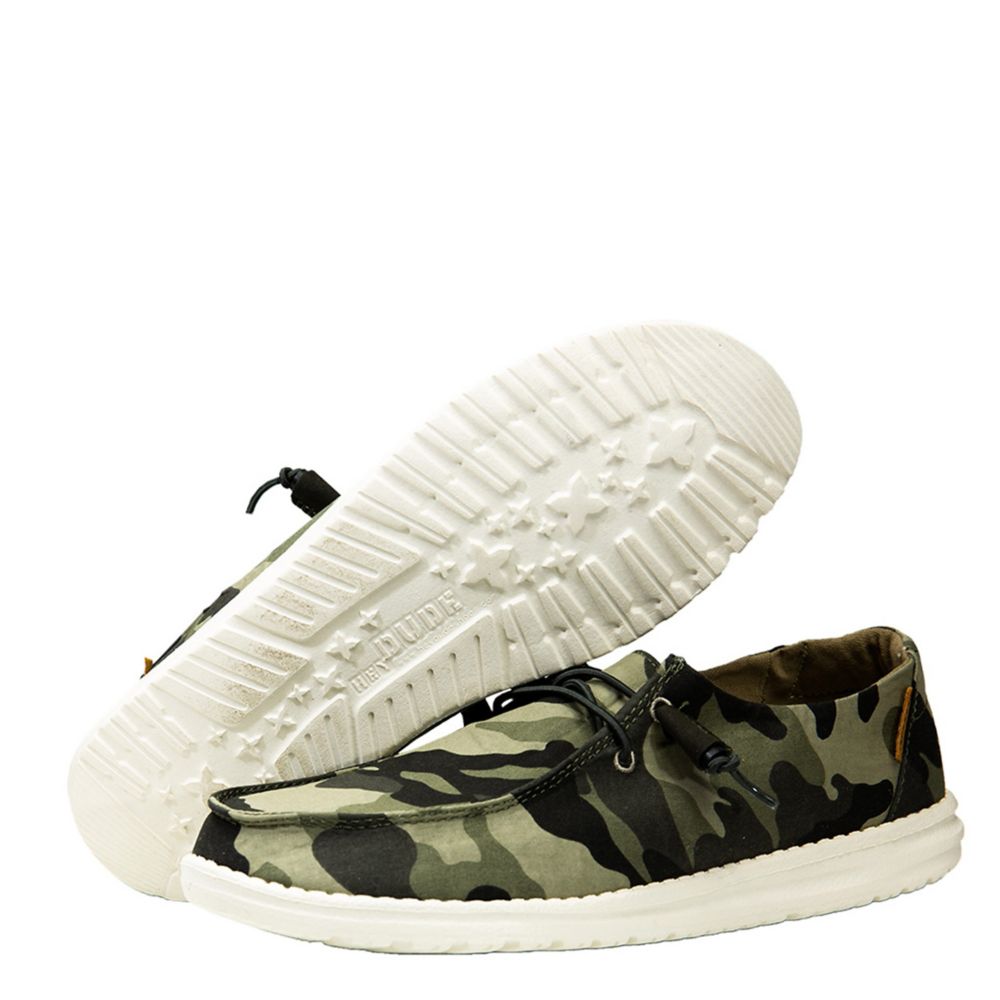 camo womens slip on sneakers