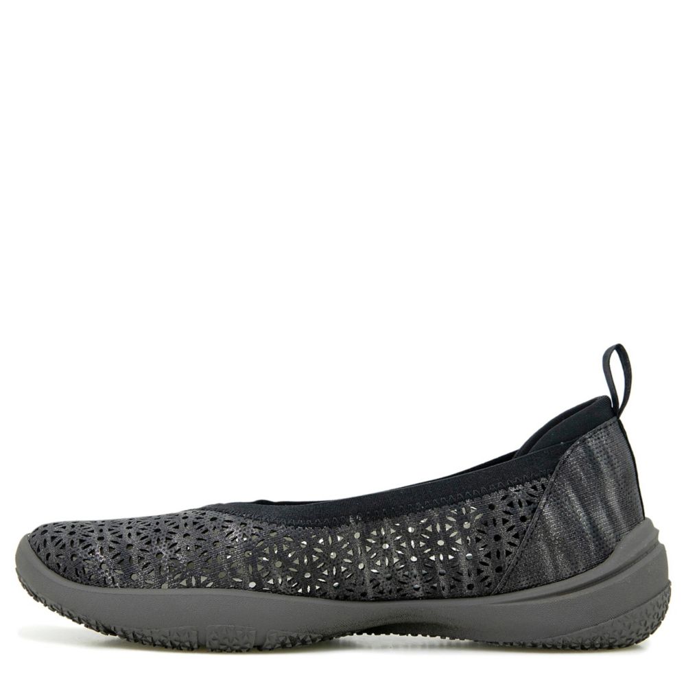 WOMENS EMMA SLIP ON SNEAKER