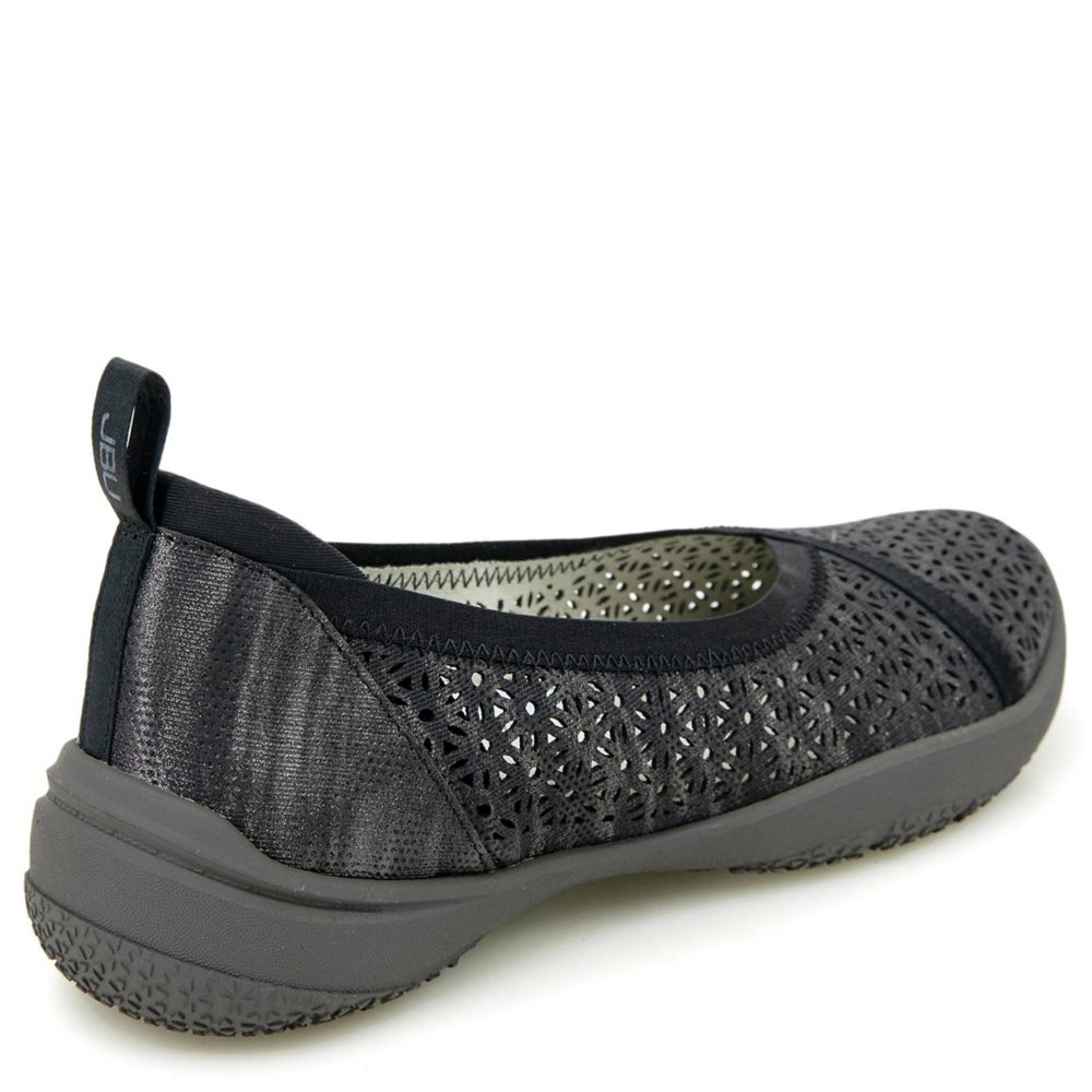 WOMENS EMMA SLIP ON SNEAKER