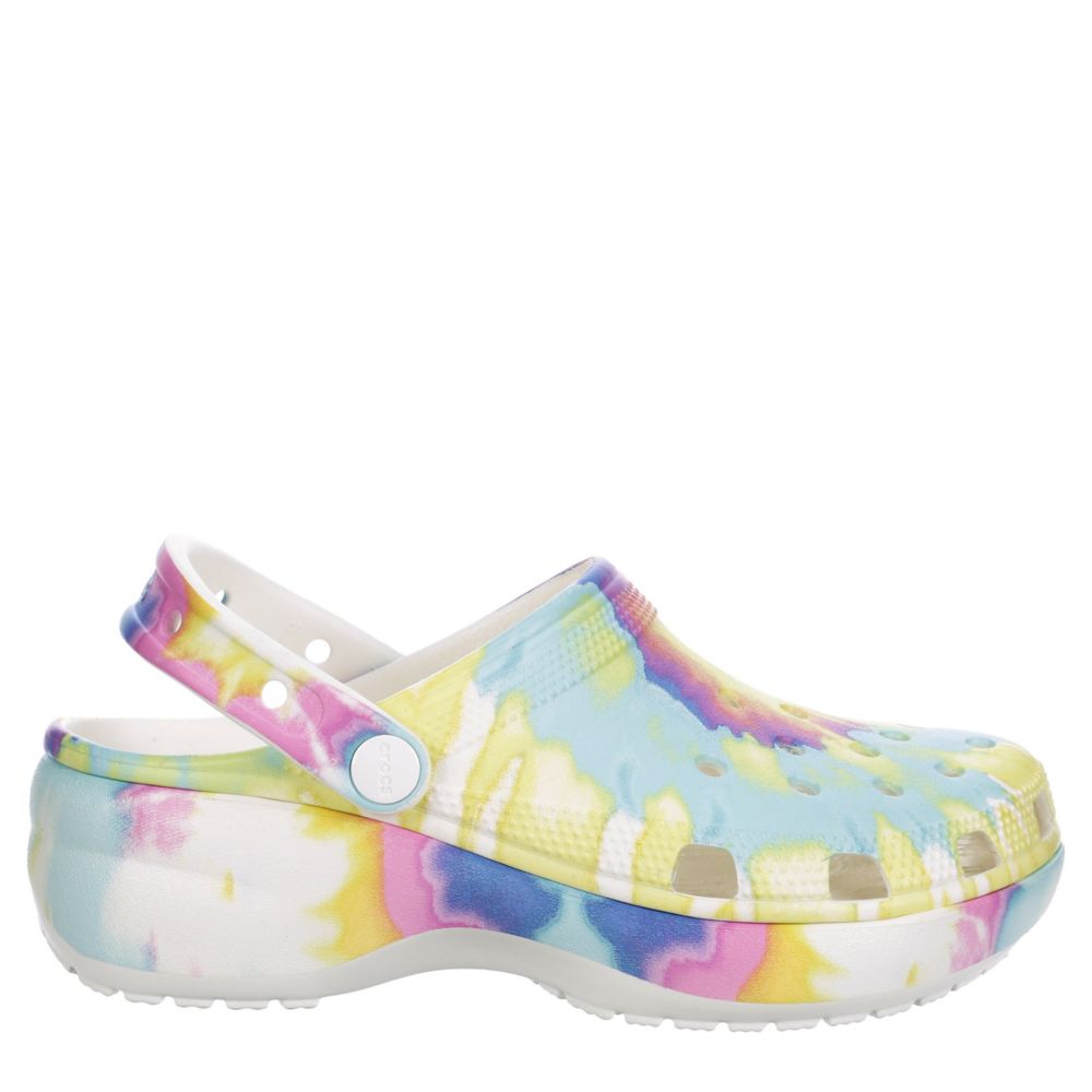 platform crocs white