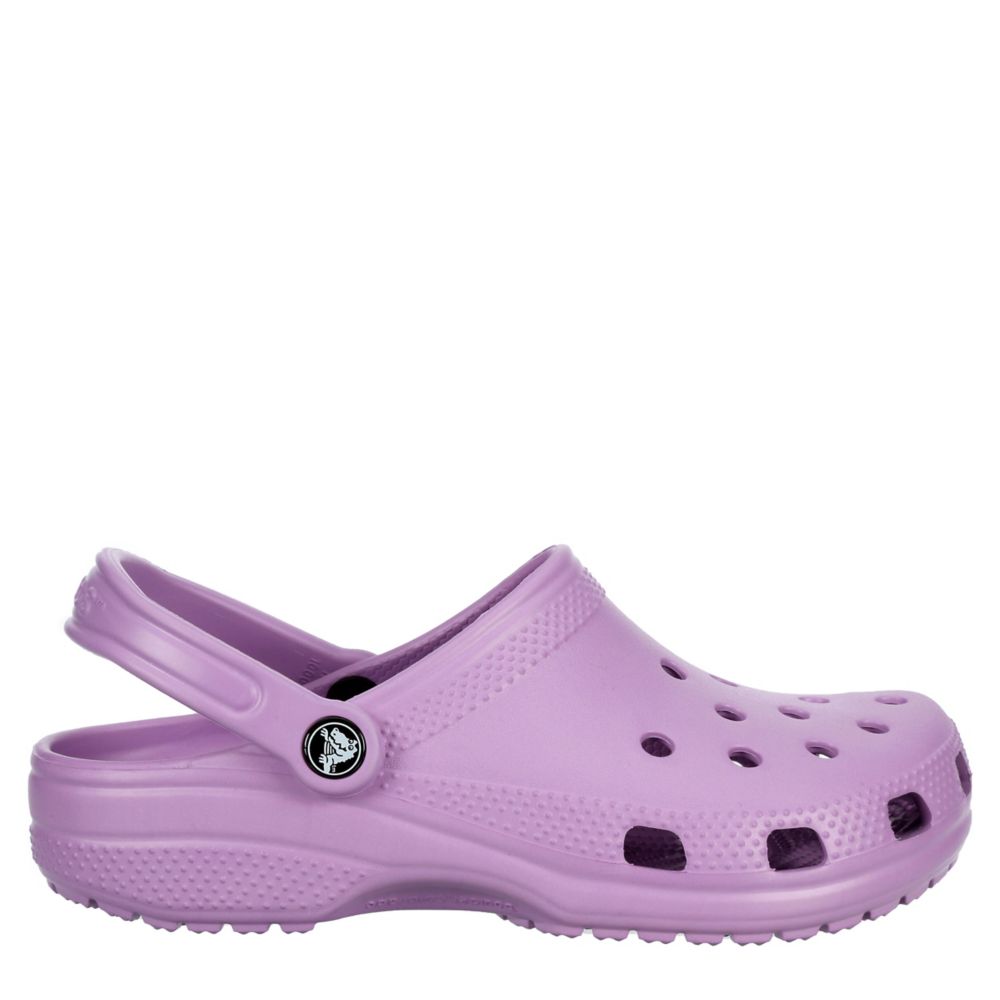where can i buy crocs around me