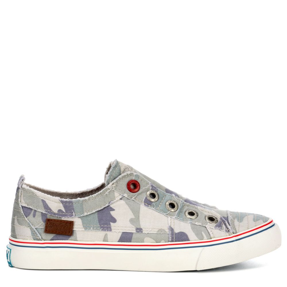 blowfish women's play slip on sneaker camo