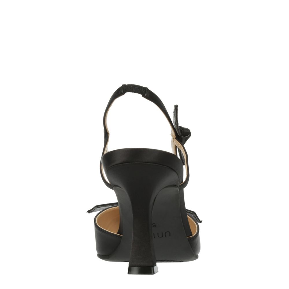 WOMENS HANNER PUMP