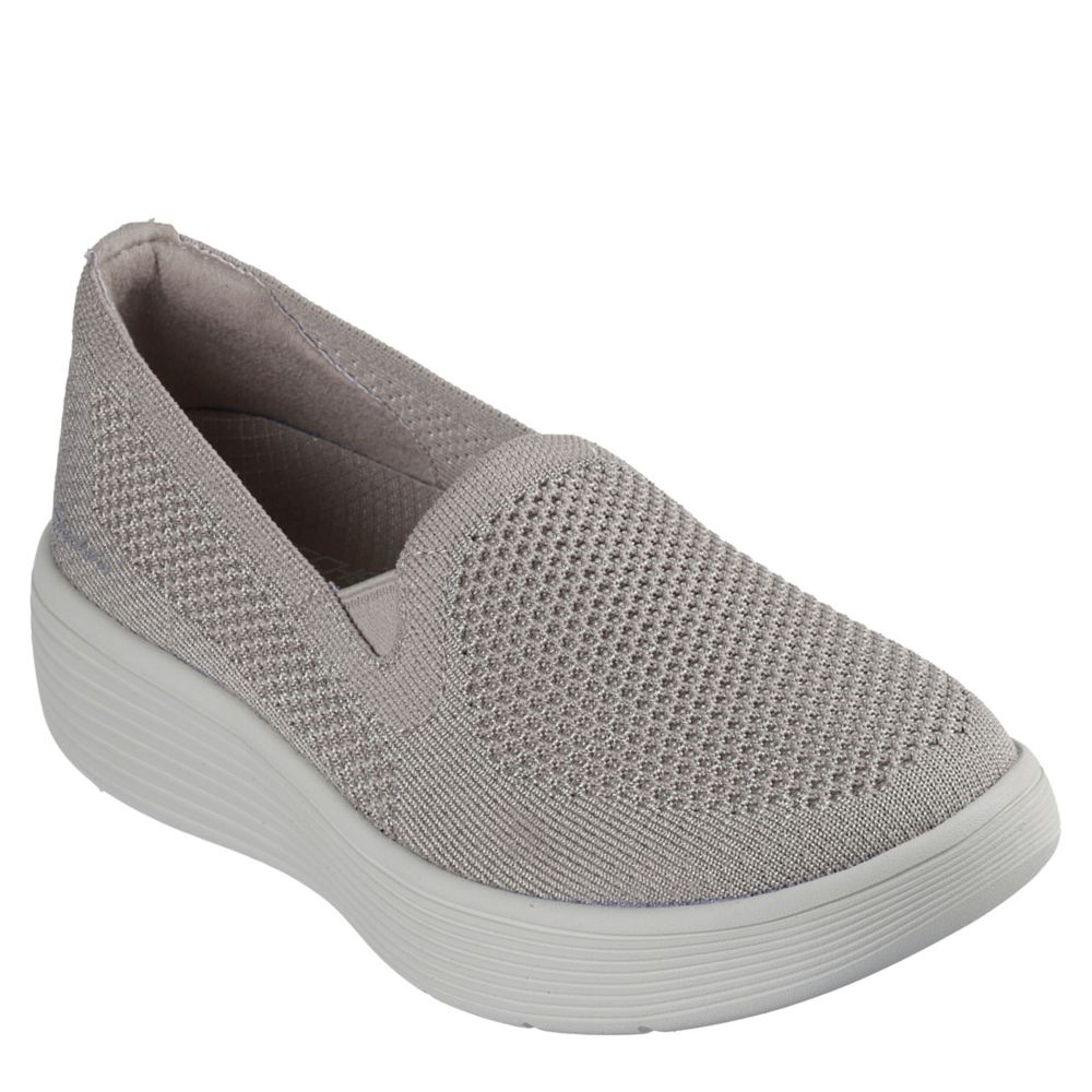 WOMENS ARCH FIT LAGUNA SLIP ON SNEAKER