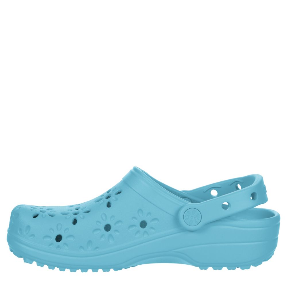 CROCS WOMENS CLASSIC FLORAL CUT OUT CLOG - BLUE