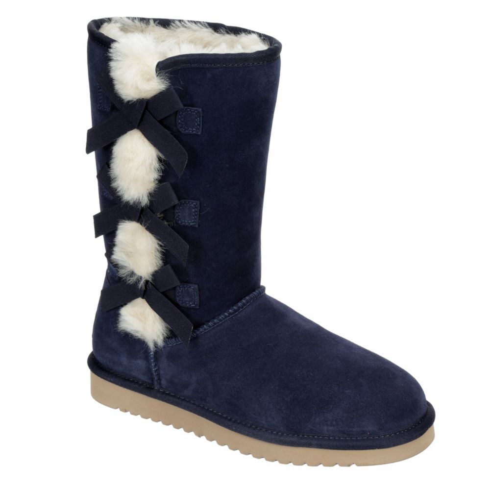 blue fur uggs