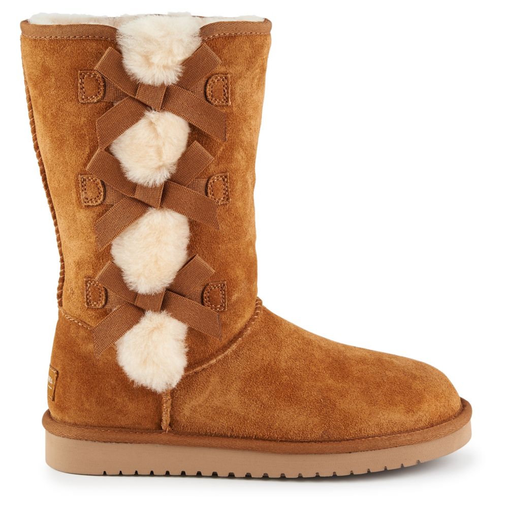 rack room shoes uggs